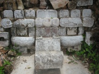 Трон на вершине Великой пирамиды. П-ов Юкатан, Мексика.