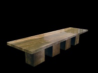 Каменная столешница из трех частей с механизмом смыкания. Основание каменные тумбы.