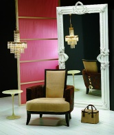 Зеркало с деревянной рамой (белая матовая или черная матовая).  210 х 120